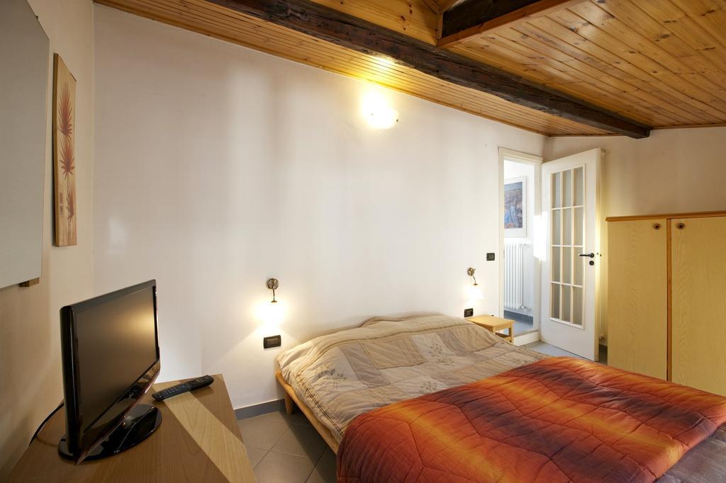 Bilocale Pieggio Apartment Oggebio Exterior photo